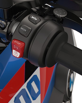The grip heating of the BMW F 800 GS