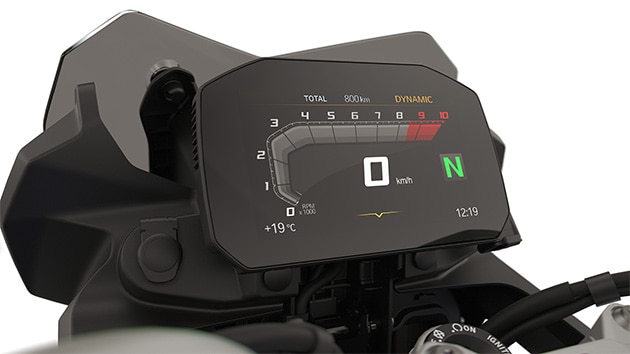 TFT display with Connectivity of the BMW F 800 GS