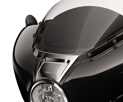 Front trim panel of the R 18 B.