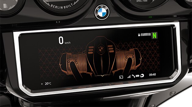 TFT display of the R 18 B.