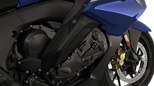 Focus on the six-cylinder engine.